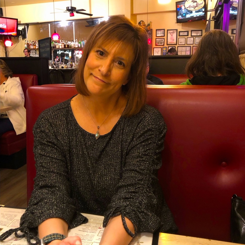 Meet your Posher, Melissa